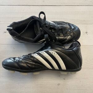 Adidas kids soccer‎ cleats 1.5